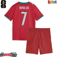 Maillot de foot Portugal Cristiano Ronaldo #7 Domicile vêtements enfant Monde 2026 Manches Courtes (+ pantalon court)